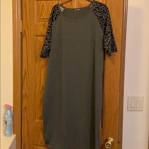 Lularoe dress size 3 XL. Gray.